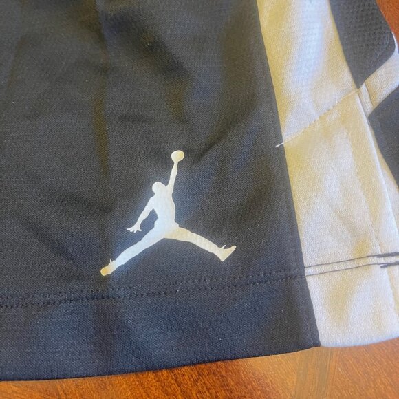 Jordan Dri-Fit men’s basketball shorts - Picture 3 of 5